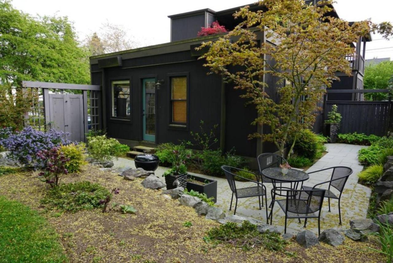Phinney Ridge Flat With Backyard Oasis Seattle Exterior foto